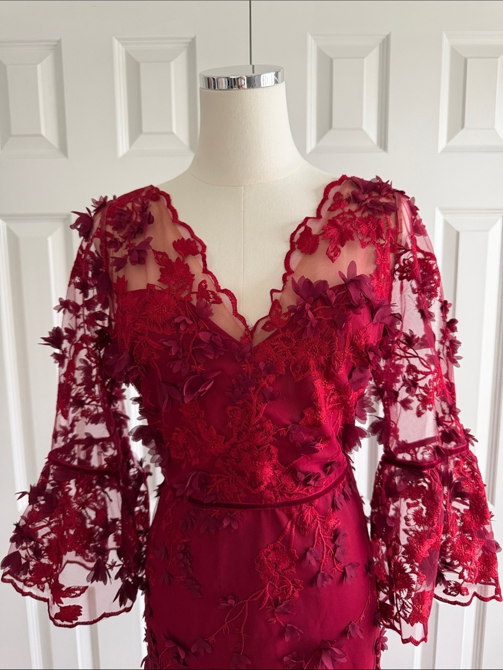 Marchesa Notte Red Lace Midi Dress 3d Floral Appliqué Mesh Wedding Guest Size 10 - Picture 4 of 17
